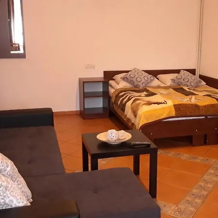 Dom Goscinny U Alicji Homestay Pogorzelica (Gmina Rewal)