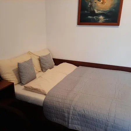 Dom Goscinny U Alicji Homestay *